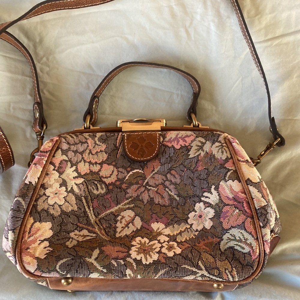 Patricia Nash Designs Gracchi Tapestry Verduro Rose Multicolor Leather Satchel